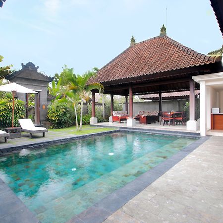 Santi Mandala Villa & Spa Sukawati Exterior foto
