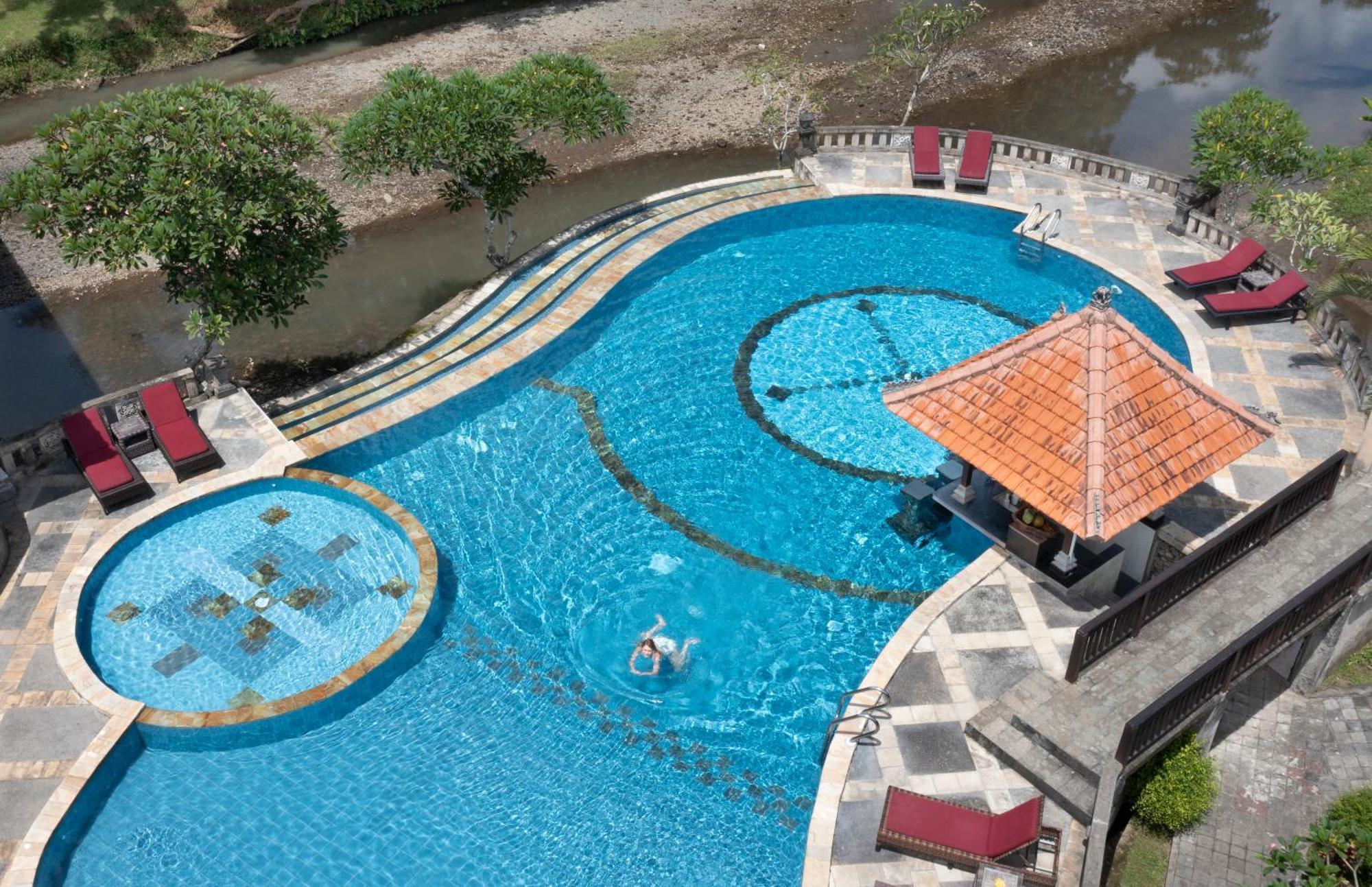 Santi Mandala Villa & Spa Sukawati Exterior foto